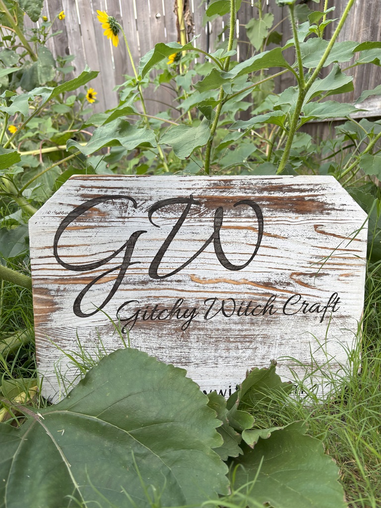 Gitchy Witch Craft Logo